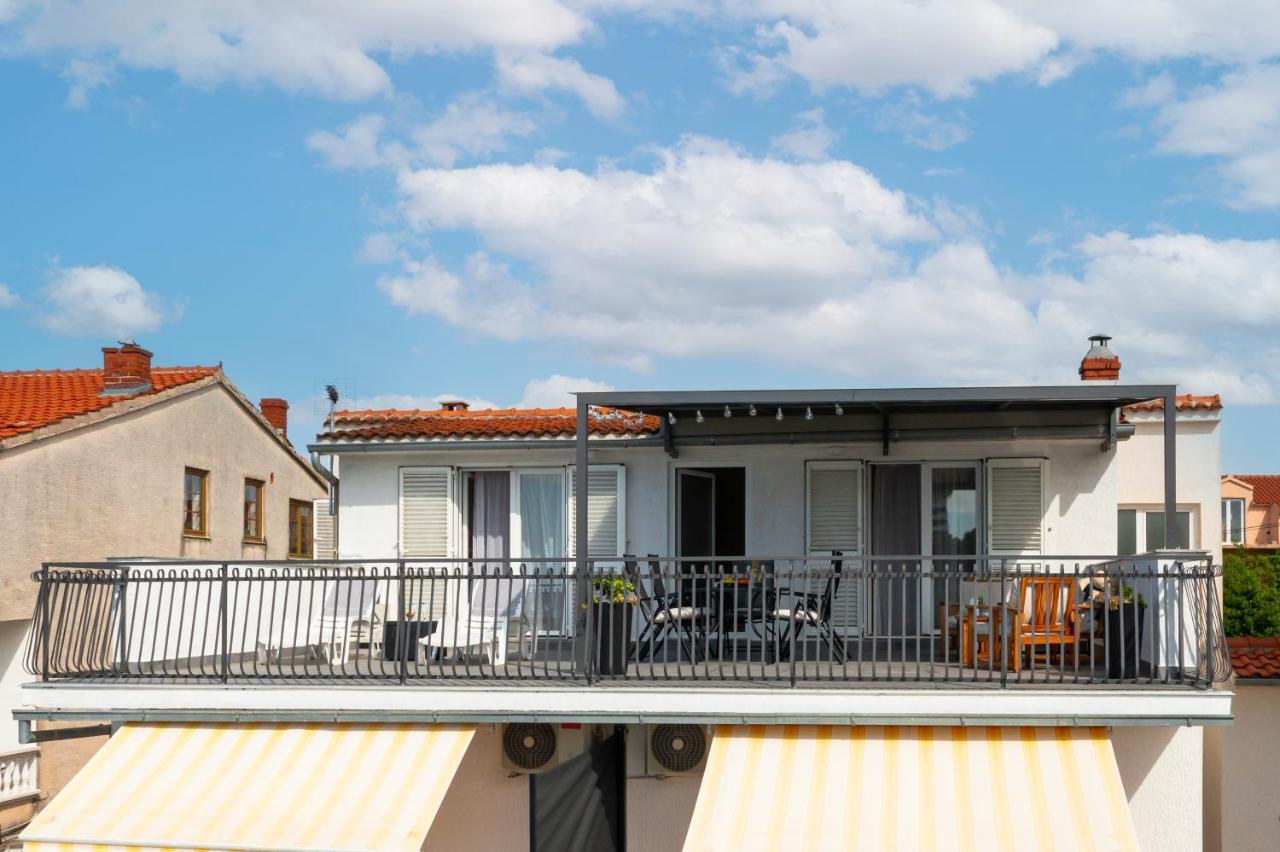 Apartment And Rooms Dalmatiko Vodice Exterior foto
